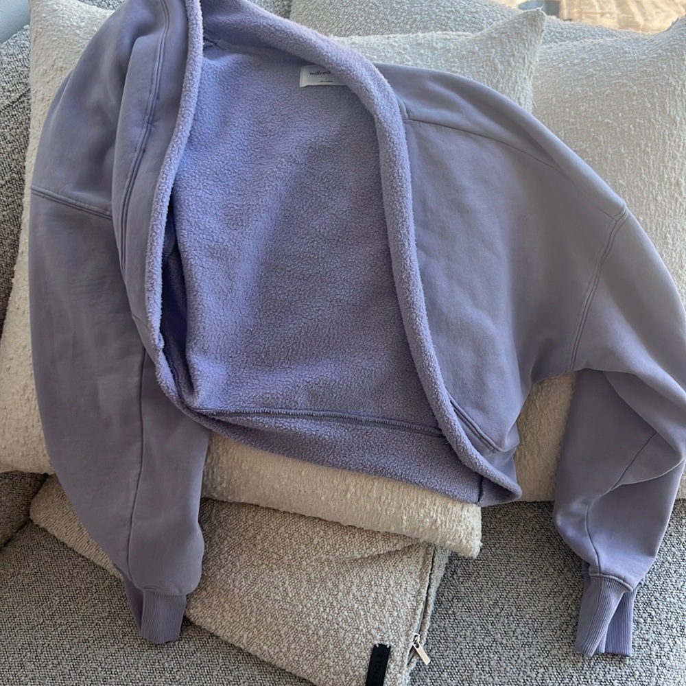 Aritzia Terry bolero. I also have matching sweats posted.